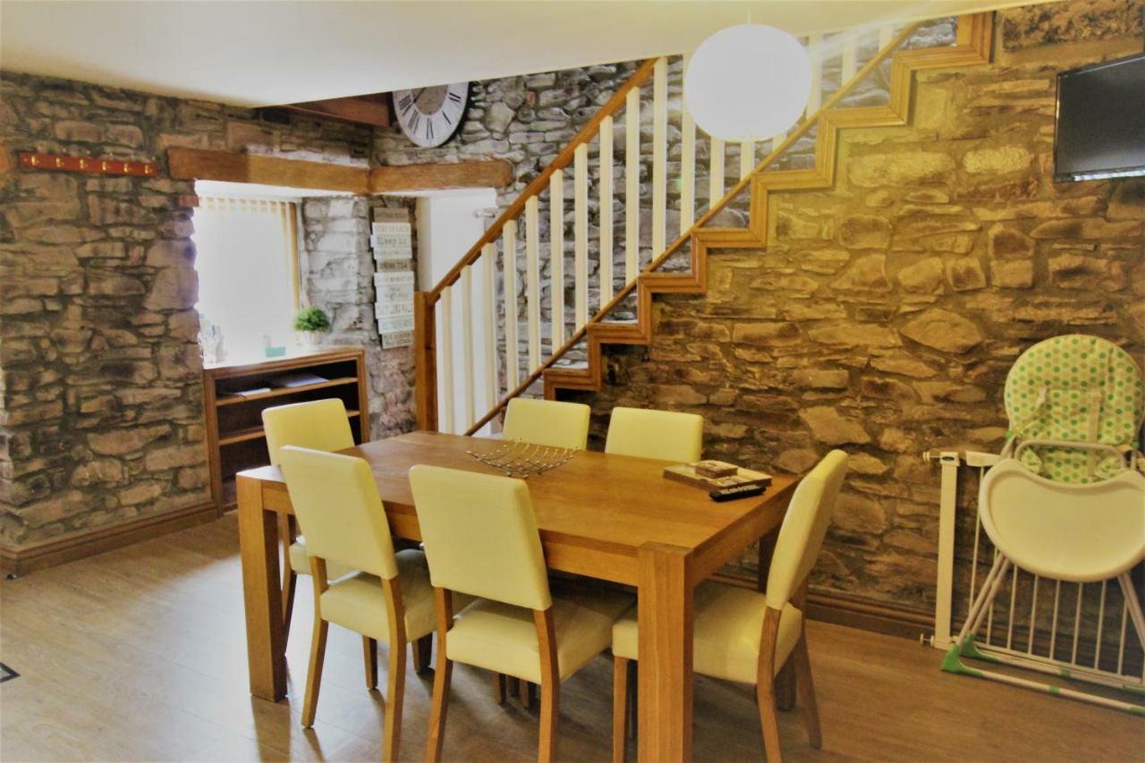 Fletcher Coach House Pendine Ngoại thất bức ảnh